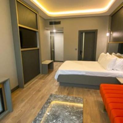 216 Ruby Suite