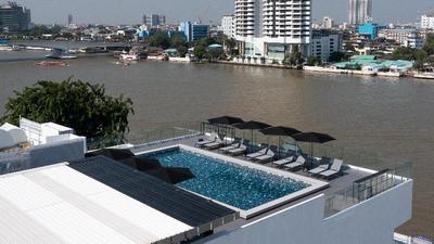 The Standardx, Bangkok Phra Arthit