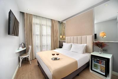 Ess Hotel