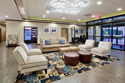 Holiday Inn Express & Suites Buford NE-Lake Lanier