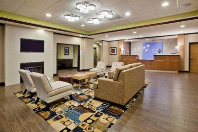 Holiday Inn Express & Suites Buford NE-Lake Lanier