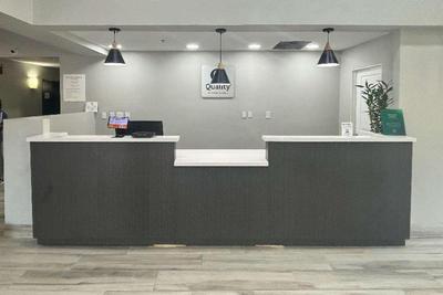 Quality Inn & Suites at Airport Blvd I-65