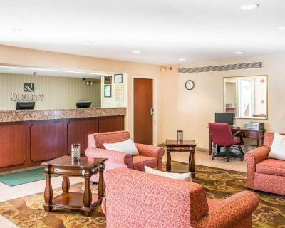 Quality Inn Airport Holland