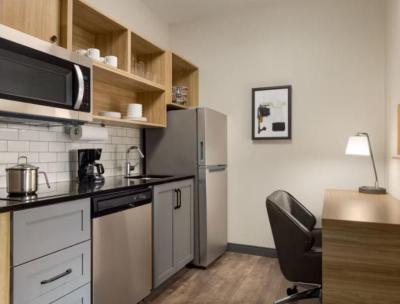 Candlewood Suites Coralville Iowa City