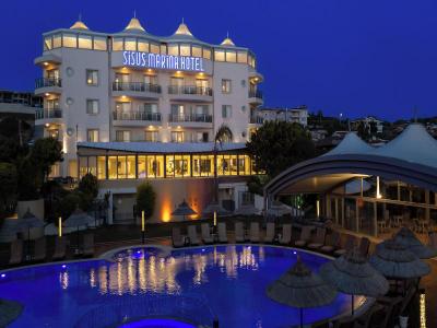 Sisus Marina Çeşme