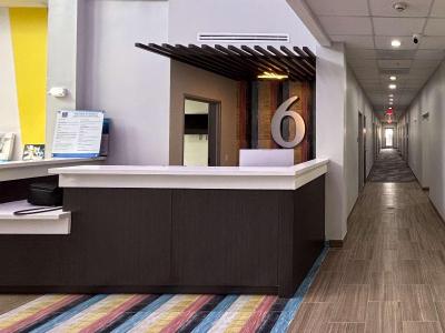Studio 6 Dallas Fairpark