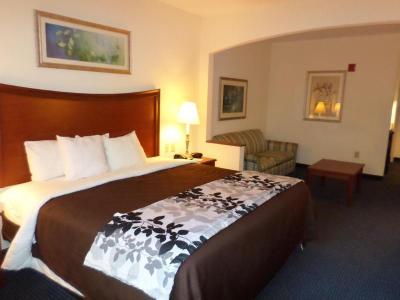 Sleep Inn & Suites Chesapeake