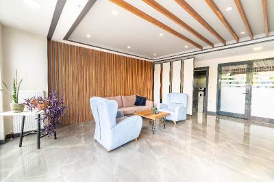 Royal Luxury Hotel