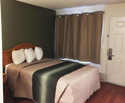 HomeTowne Studios Atlanta - Chamblee
