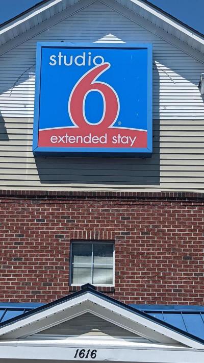 Studio 6 Hampton, VA - Langley AFB Area