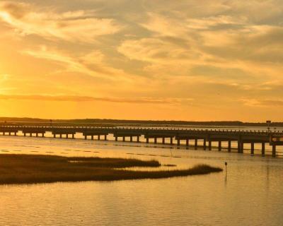 Comfort Suites Chincoteague Island Bayfront Resort
