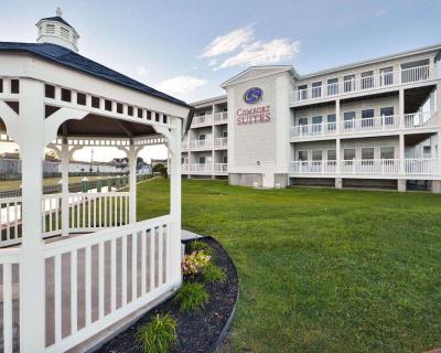 Comfort Suites Chincoteague Island Bayfront Resort
