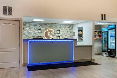 Comfort Suites (Elgin)
