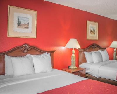 Comfort Suites (Escanaba)
