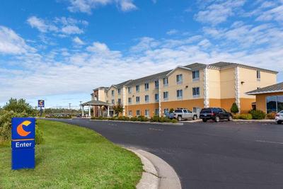 Comfort Suites (Escanaba)