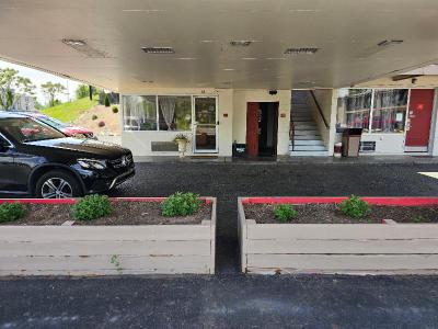 The Edyn Hotel