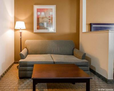 Comfort Suites East Louisville