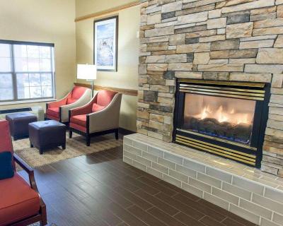 Comfort Suites Marquette