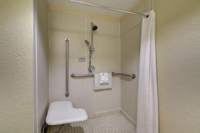 Comfort Suites (Woodstock)