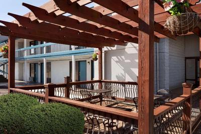 Baymont Inn & Suites Wilmington NC