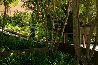 Paresa Resort
