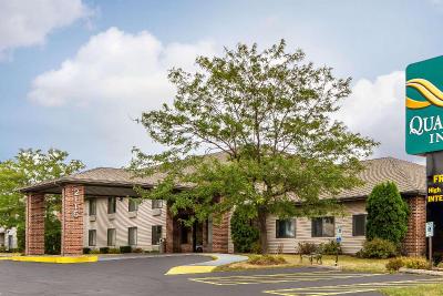AmericInn by Wyndham Reedsburg