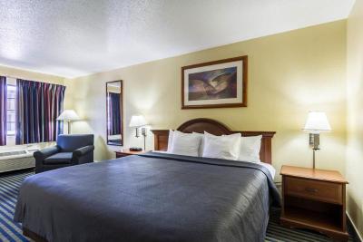 Econo Lodge Kingsville
