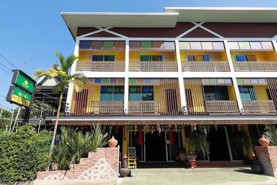Lm Hostel By Zuzu