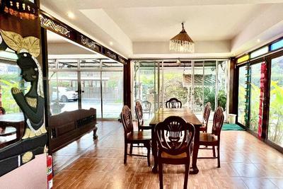 Lm Hostel By Zuzu