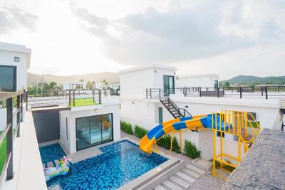 The Modern Pool Villa Hua Hin By Zuzu