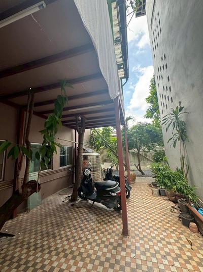 Sukhum Mega Bangna Guest House By Zuzu