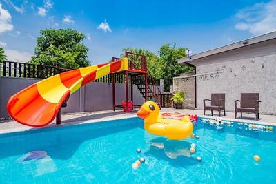 Ton Hom Pool Party By Zuzu