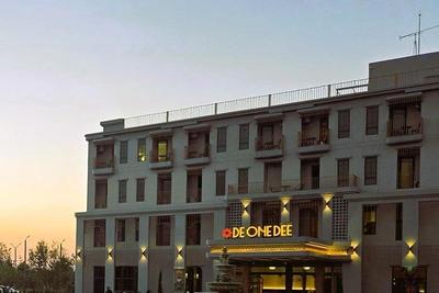 Hotel De One Dee By Zuzu