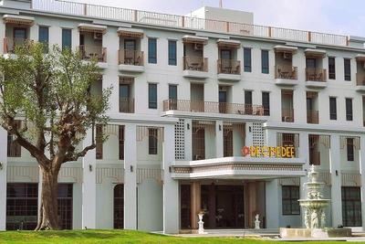 Hotel De One Dee By Zuzu