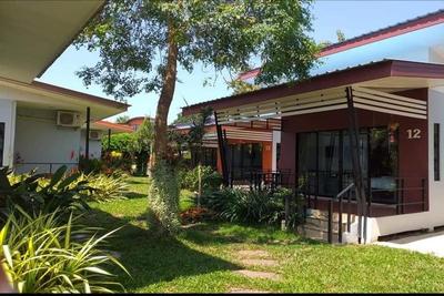 Phra Chan Khiang Dao Resort By Zuzu