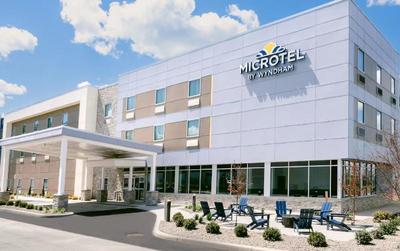 Microtel Inn & Suites By Wyndham Newark NY