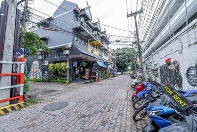 Kayan Hostel By Zuzu