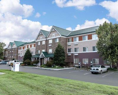 MainStay Suites Knoxville Airport