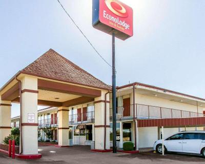 Econo Lodge Inn & Suites Bricktown