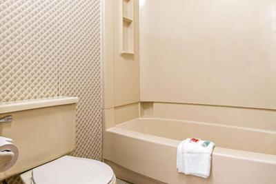 Econo Lodge Toledo