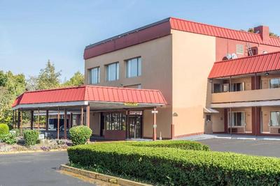 Econo Lodge Connecticut Coast