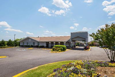 Quality Inn & Suites Haywood Mall Area