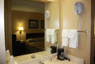 SureStay Hotel by Best Western Brunswick