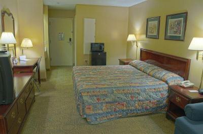 SureStay Hotel by Best Western Brunswick