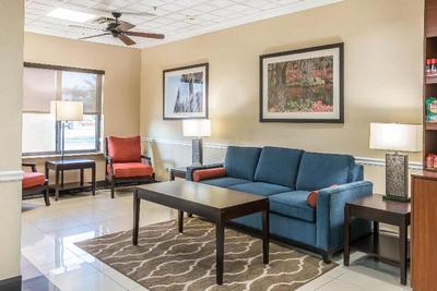 Comfort Suites Savannah North
