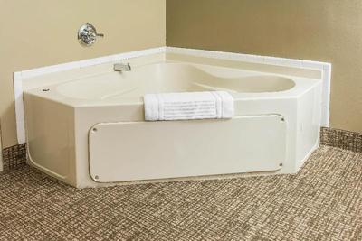 Comfort Suites Savannah North