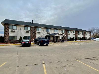 American Inn Cedar Rapids South