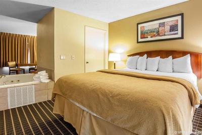 Quality Inn & Suites Sevierville - Pigeon Forge