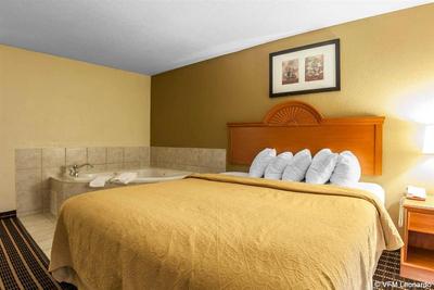 Quality Inn & Suites Sevierville - Pigeon Forge
