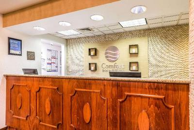Comfort Inn & Suites Dayton